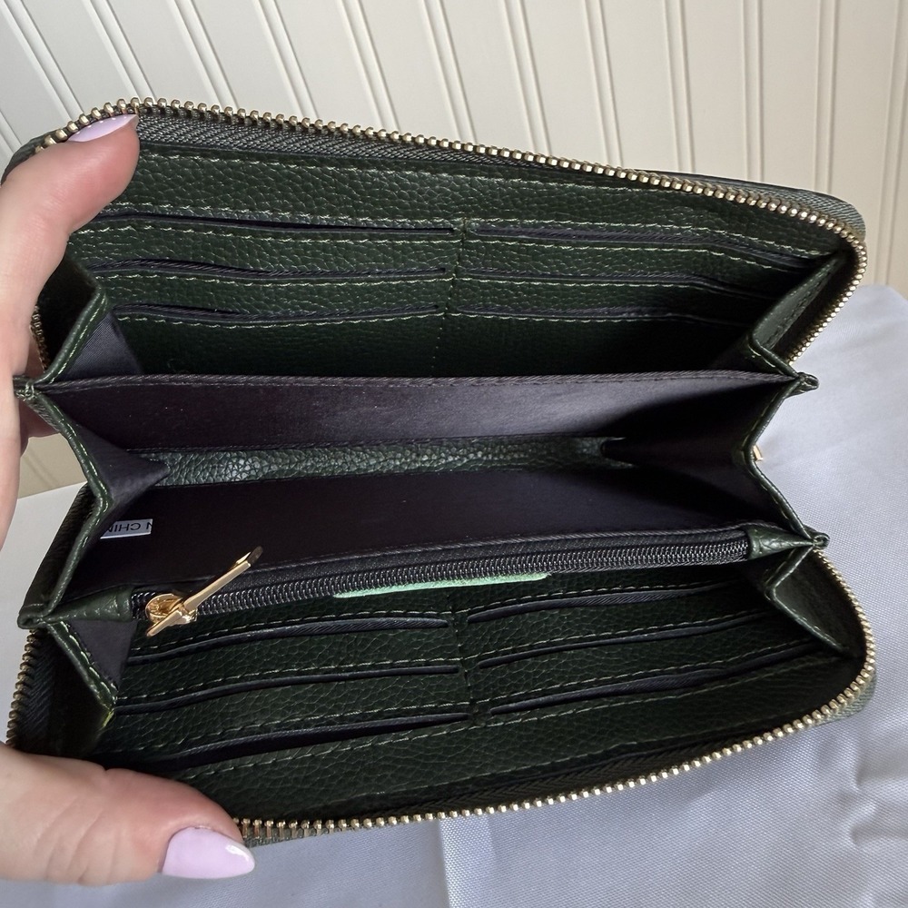 Pom Pom London Leather Forrest Green Chelsea Wallet Full Zip Around Card Case - Picture 7 of 14